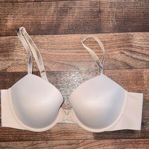 Victoria's Secret Beige Light Nude T-Shirt Bra
